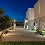 فيلة Rodos Stars Stellar
